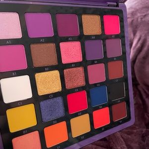 Norvina pro palette volume 1 ✨